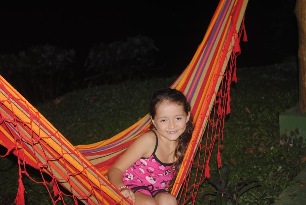 Tirimbina Islas Del Rio Hostel מראה חיצוני תמונה